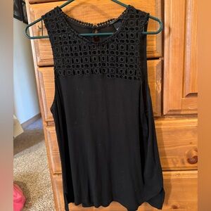 H&M Black Sleeveless Lace Blouse
